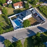 Hanna Villa